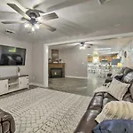 Pet-Friendly Beaver Falls Home, Work Remotely!