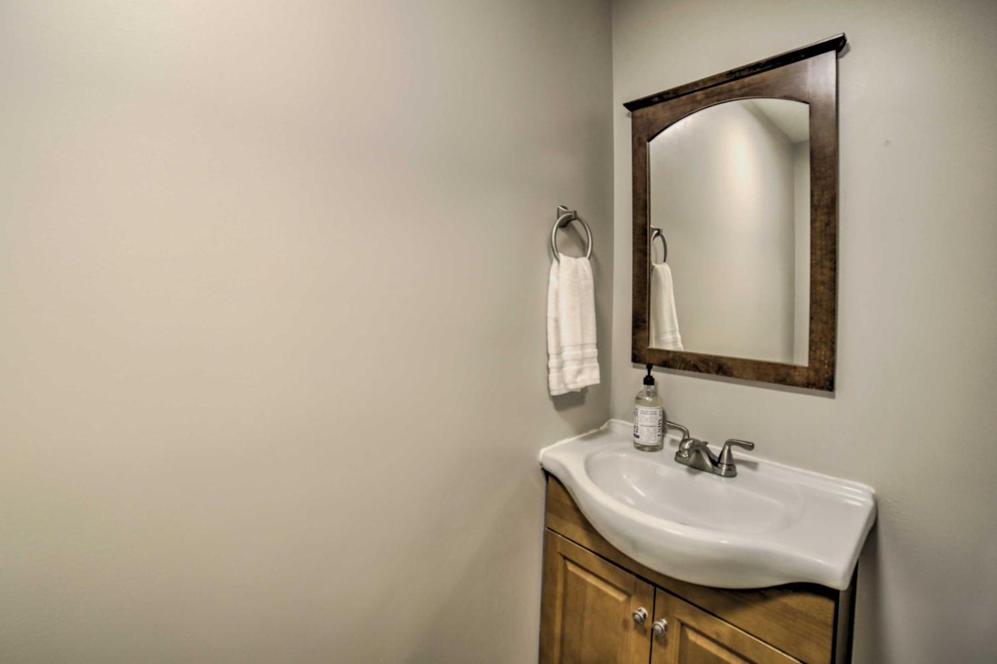 Pet-friendly Home, Work Remotely! *